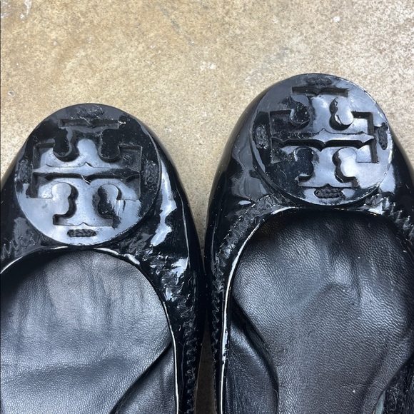 Tory Burch patent leather Black Ballet Flats
Size: 5?(please read description) - Picture 7 of 9